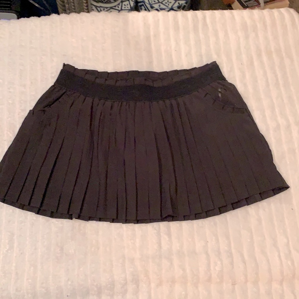 NWOT Head pleated black tennis skirt